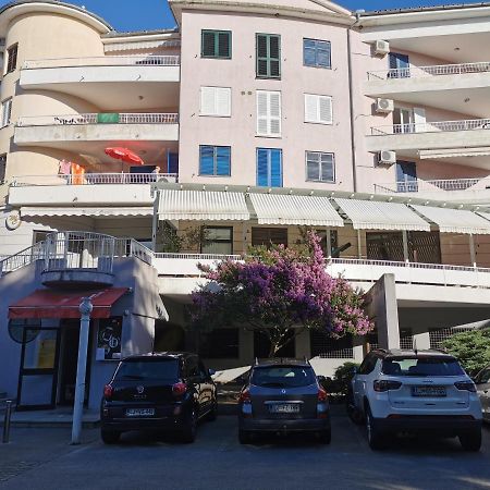 Portofino App Apartment อิซอลา ภายนอก รูปภาพ