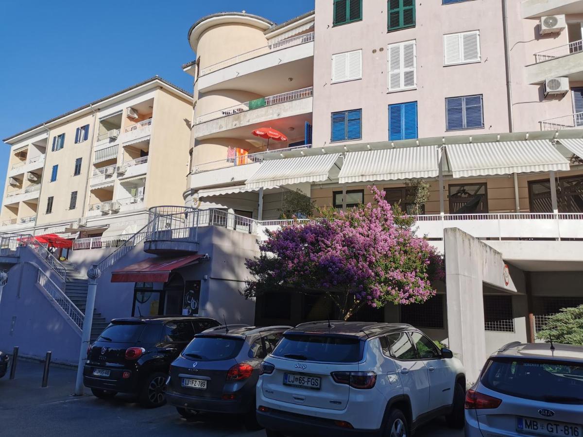 Portofino App Apartment อิซอลา ภายนอก รูปภาพ