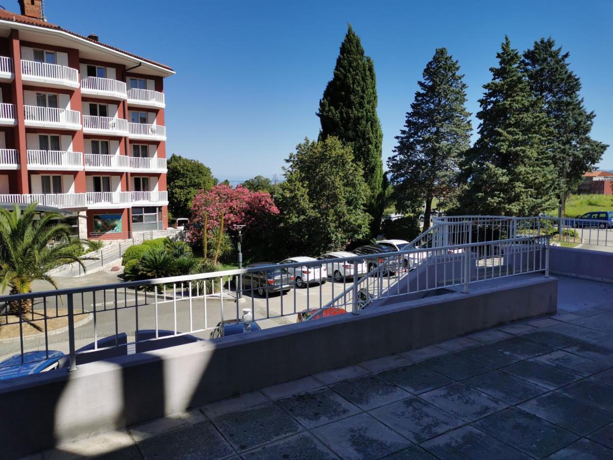 Portofino App Apartment อิซอลา ภายนอก รูปภาพ