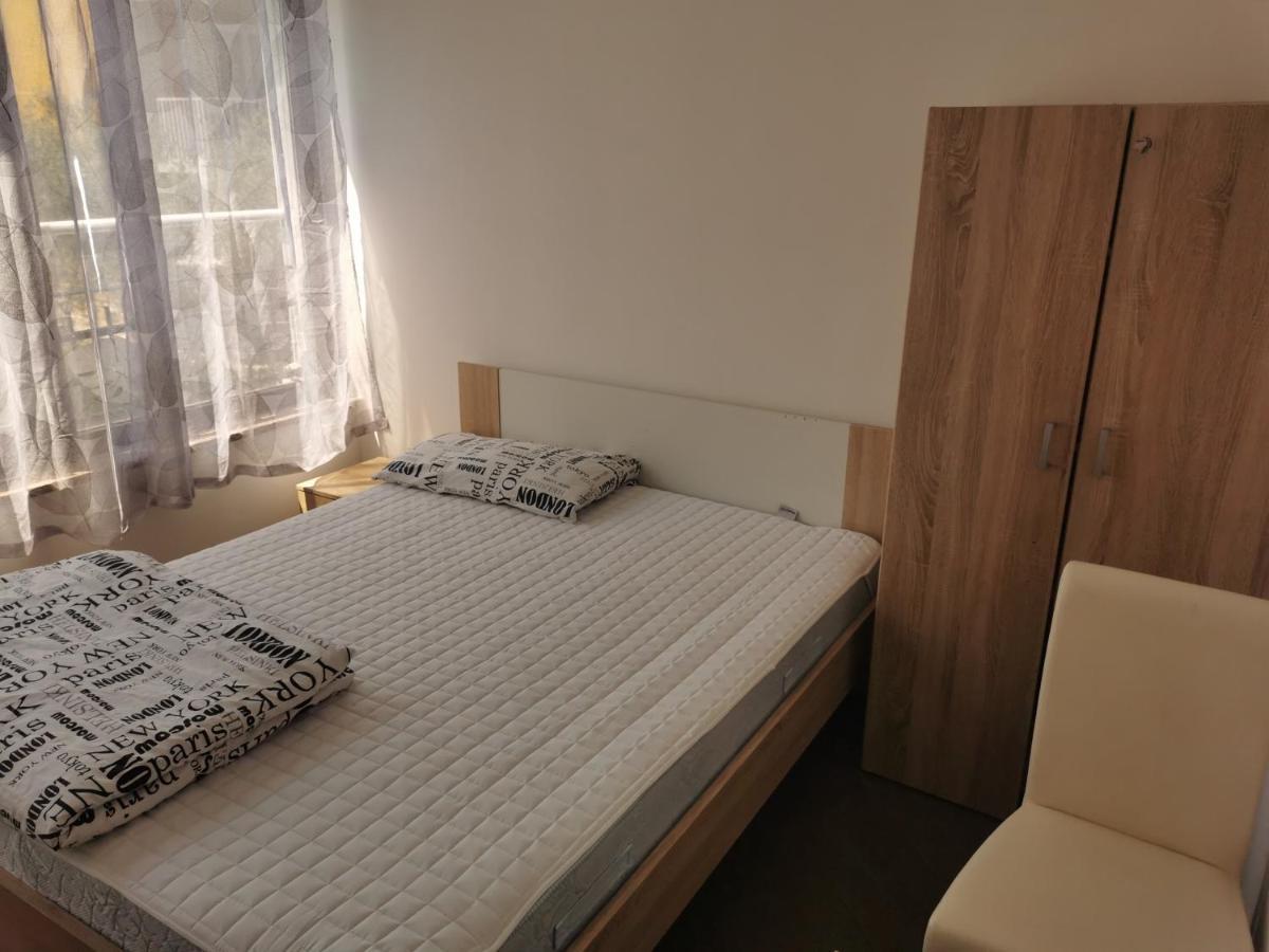 Portofino App Apartment อิซอลา ภายนอก รูปภาพ