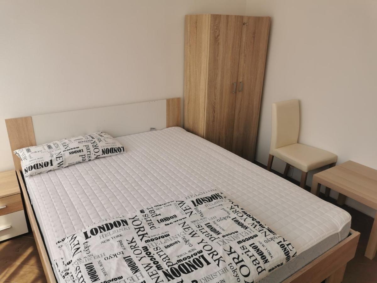 Portofino App Apartment อิซอลา ภายนอก รูปภาพ