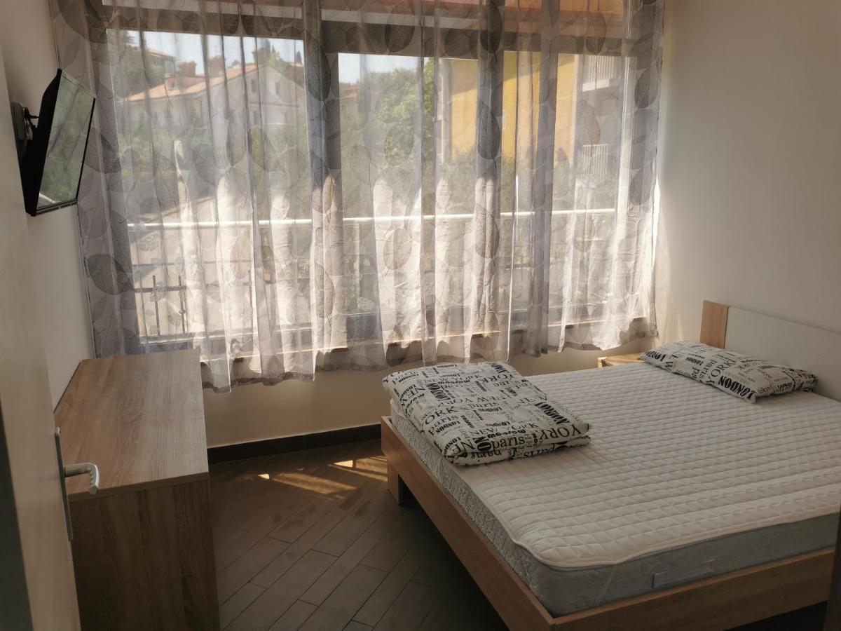 Portofino App Apartment อิซอลา ภายนอก รูปภาพ