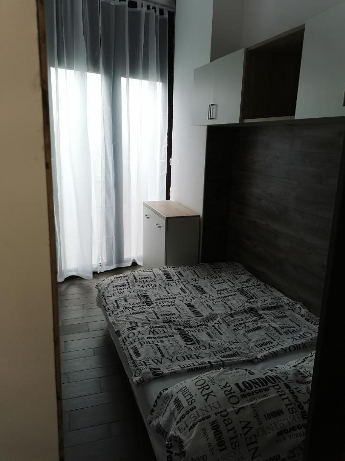 Portofino App Apartment อิซอลา ภายนอก รูปภาพ