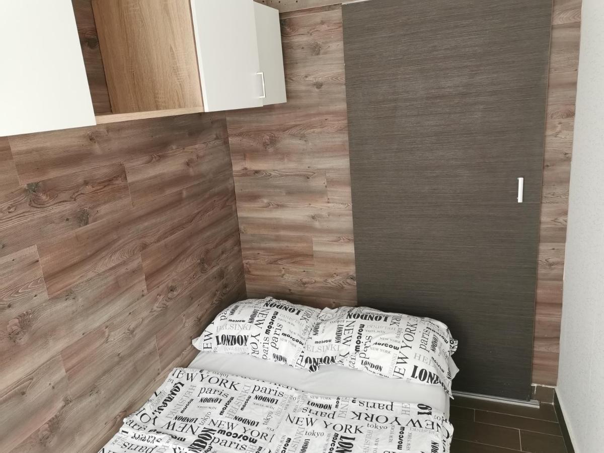 Portofino App Apartment อิซอลา ภายนอก รูปภาพ