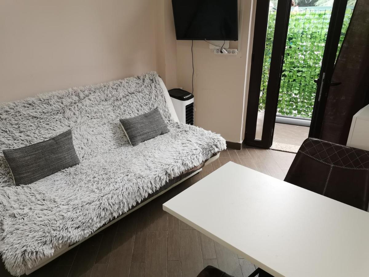 Portofino App Apartment อิซอลา ภายนอก รูปภาพ